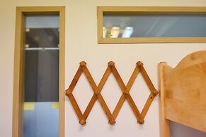 Ganderak Guesthouse - Hostel