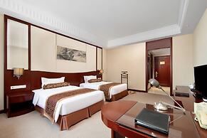 Longqi Jianguo Hotel