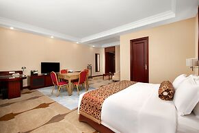 Longqi Jianguo Hotel