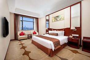 Longqi Jianguo Hotel