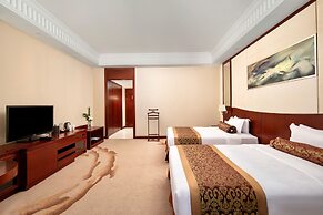 Longqi Jianguo Hotel