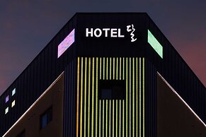 Hotel Moon Cheonan Sinbuldang