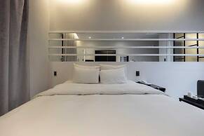 Hotel Moon Cheonan Sinbuldang