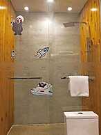 Shanghai Linyin Holiday Hotel