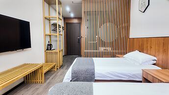 Shanghai Linxi Hotel-Free shuttle bus to Pudong Airport and Disneyland