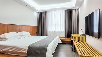 Shanghai Linxi Hotel-Free shuttle bus to Pudong Airport and Disneyland