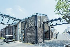 Shanghai Linyin Holiday Hotel