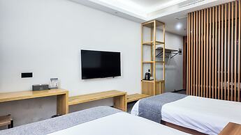 Shanghai Linxi Hotel-Free shuttle bus to Pudong Airport and Disneyland