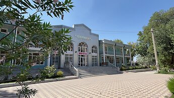 Hotel Ishonch