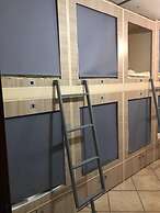 Capsule Hostel Yes Sport