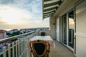 Apartments & Rooms Peranic