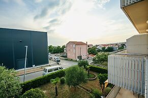 Apartments & Rooms Peranic