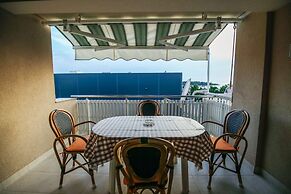 Apartments & Rooms Peranic