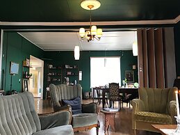 Hotel Bjarkalundur