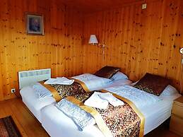 Hotel Bjarkalundur