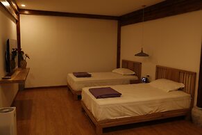 Beijing Downtown Travelotel