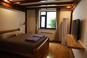 Beijing Downtown Travelotel