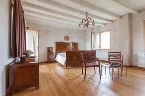 Cascina Serenella B&B