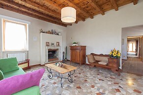 Cascina Serenella B&B