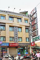 Hotel Taksh Inn