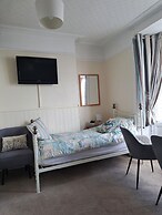 Lyndale Guest House