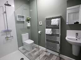 High Terrace Apartment