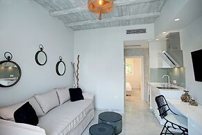 Minthi Boutique Apartments