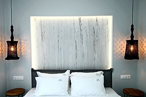 Minthi Boutique Apartments