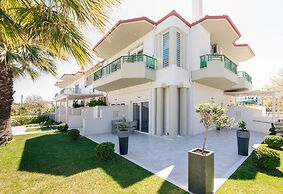 Minthi Boutique Apartments