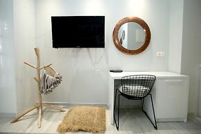 Minthi Boutique Apartments