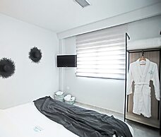 Minthi Boutique Apartments