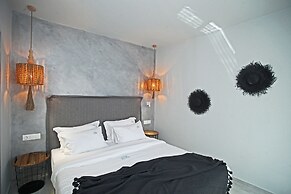 Minthi Boutique Apartments