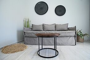 Minthi Boutique Apartments