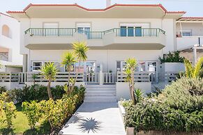 Minthi Boutique Apartments