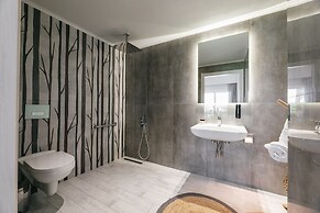 Minthi Boutique Apartments