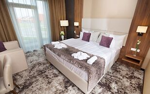 Outlet Hotel Polgár