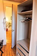 Traditional Apartment oer the Meadows