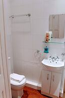 Traditional Apartment oer the Meadows