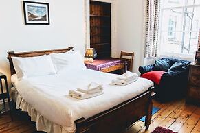 Traditional Apartment oer the Meadows