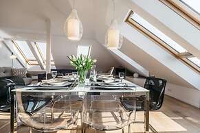 Penthouse Skyline - LoftAffair