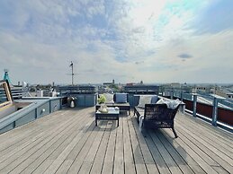 Penthouse Skyline - LoftAffair
