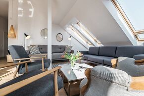 Penthouse Skyline - LoftAffair