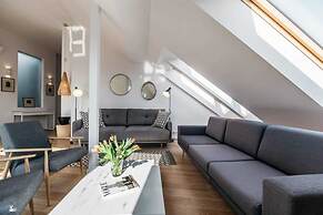 Penthouse Skyline - LoftAffair