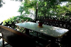 Beachfront house with amazing sea view