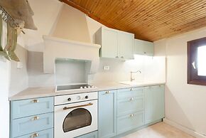 Beachfront house with amazing sea view