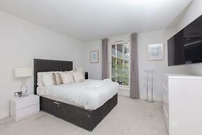Luxurious Central Edinburgh Apartment - Sleeps 6