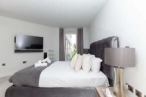 Luxurious Central Edinburgh Apartment - Sleeps 6