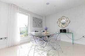 Luxurious Central Edinburgh Apartment - Sleeps 6