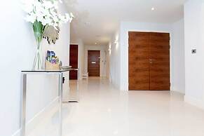 Luxurious Central Edinburgh Apartment - Sleeps 6