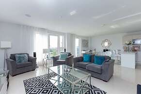 Luxurious Central Edinburgh Apartment - Sleeps 6
